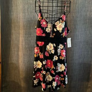 No Boundaries Crochet Waist Dress. Black floral. Size XXL (19) BRAND NEW!